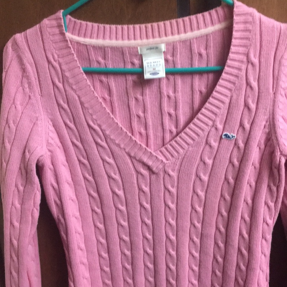 Old Navy perfect fit sweater 🐳